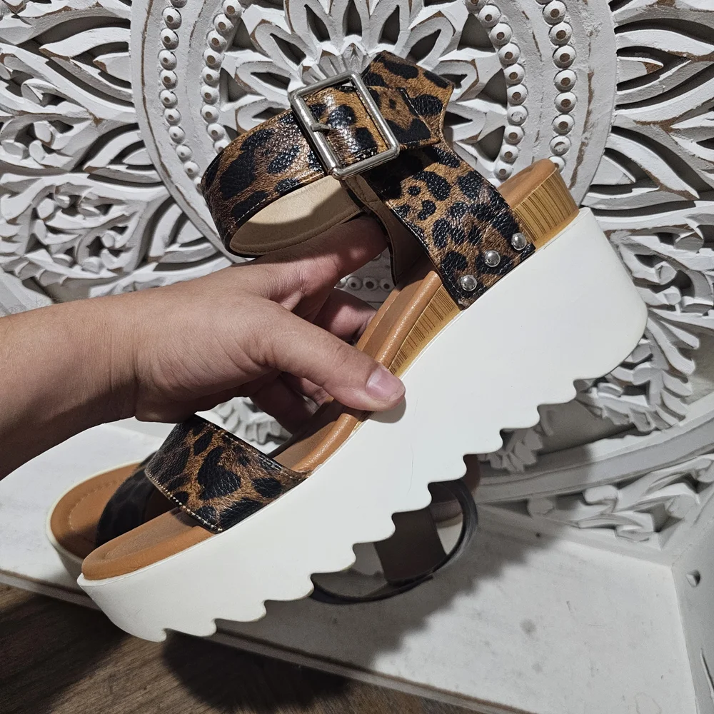 Comfort Leopard Print Platform Sandals Womens 11 - Picture 4 of 5